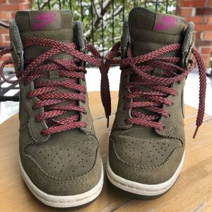 Nike Sky Hi Dunk Wedge OliveGreen